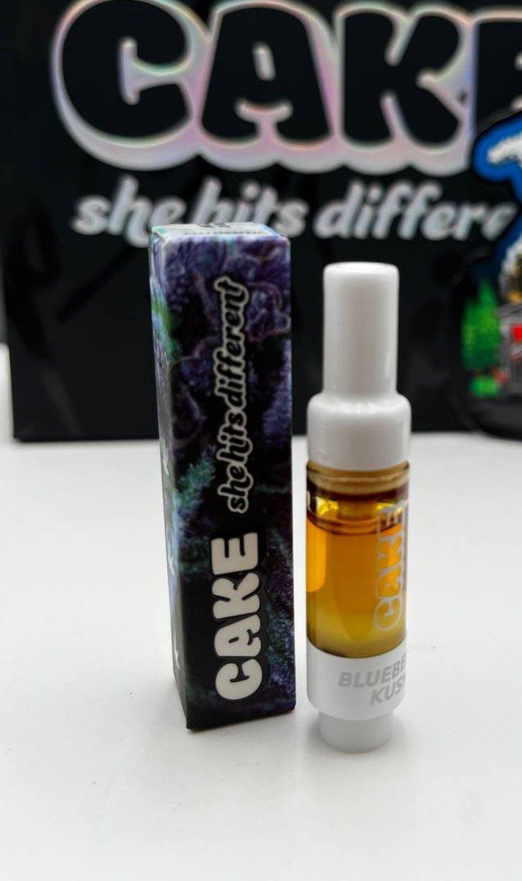 IMG 0CCC7BDE46F0 4 1 Cake Carts 1G