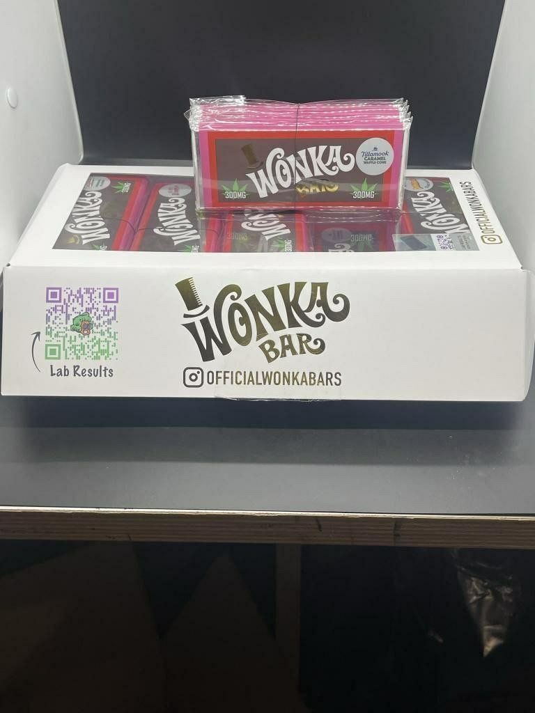 IMG B24F51E62538 4 1 Wonka Bar Edible 300MG - Image 3
