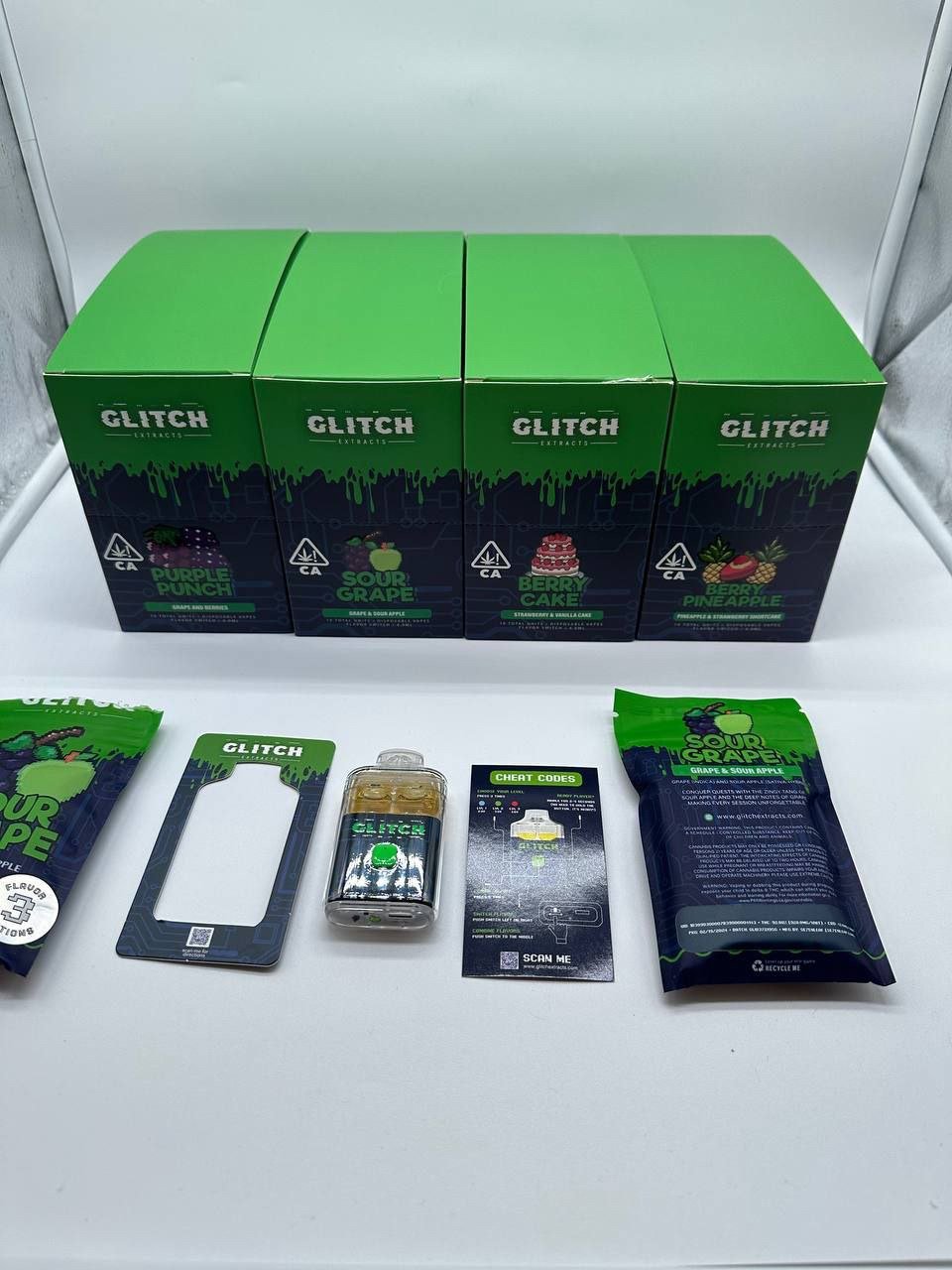 IMG F4AE9A3EC158 1 1 Glitch 4G Disposable