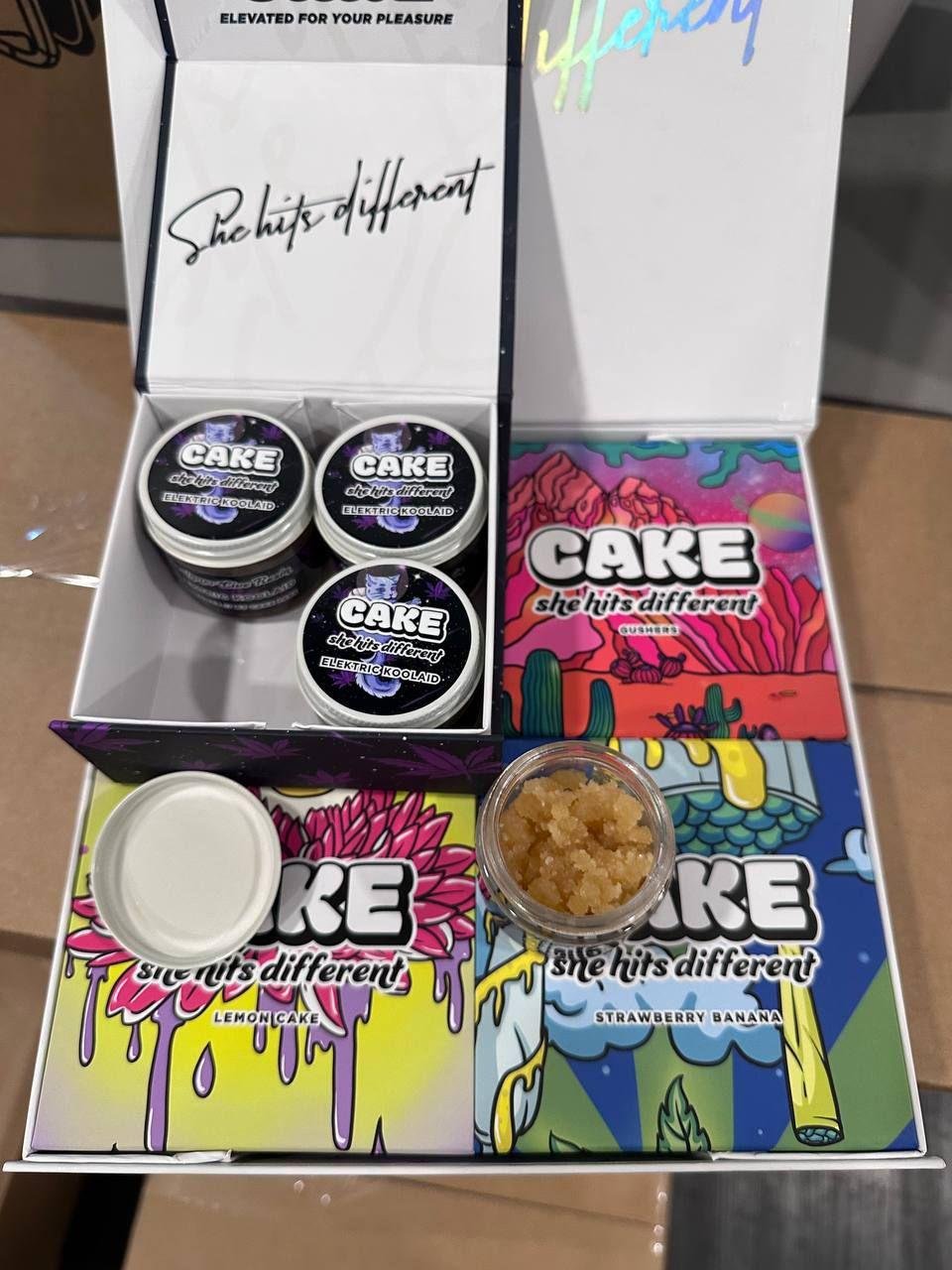 WhatsApp Image 2024 11 27 at 4.05.37 PM 1 1 Cake She Hits Different Wax - Image 3