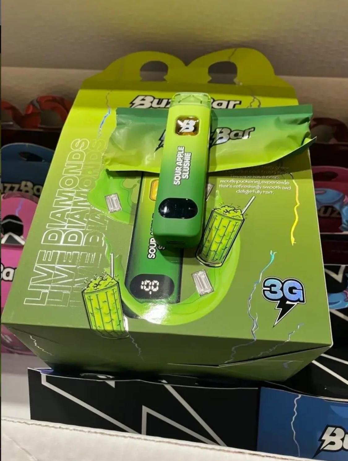 WhatsApp Image 2024 12 19 at 4.24.37 PM 1 1 1 BUZZ BAR 3G DISPOSABLE - Image 2