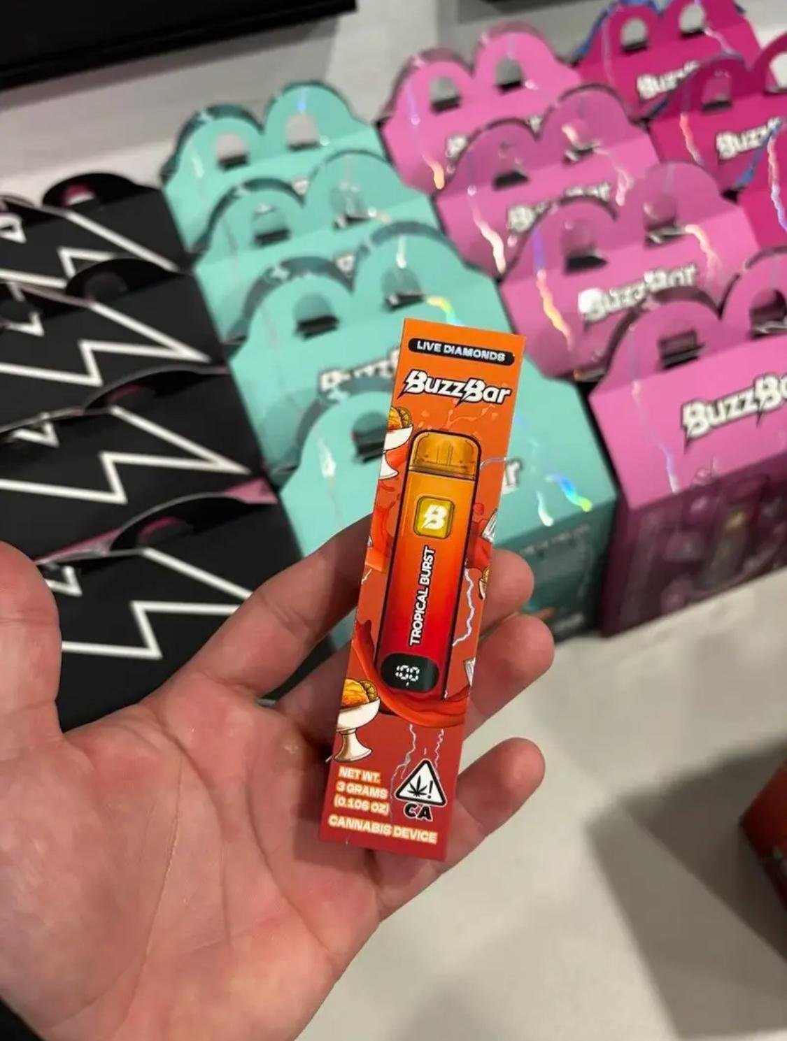 WhatsApp Image 2024 12 19 at 4.24.38 PM 1 BUZZ BAR 3G DISPOSABLE - Image 4