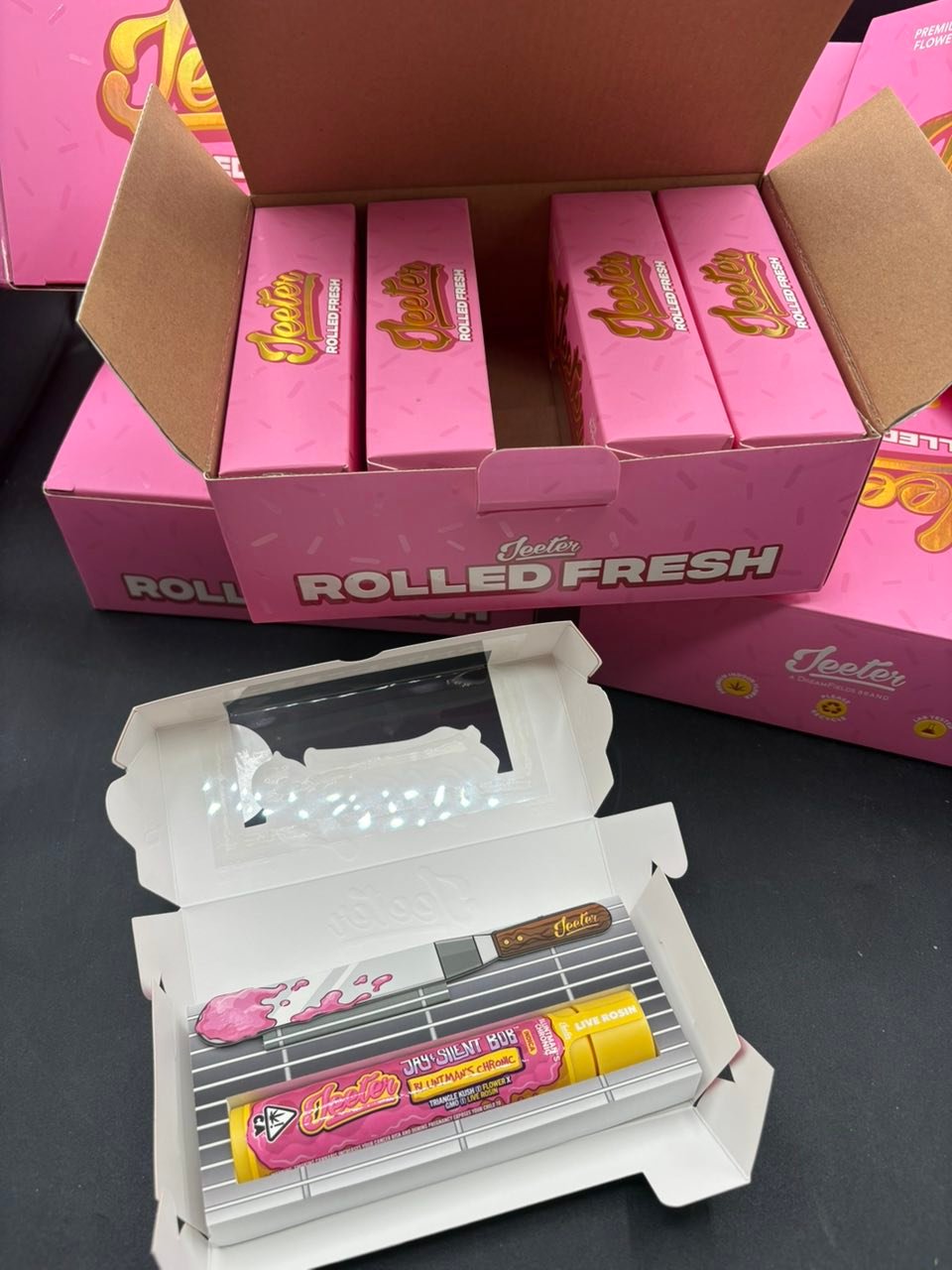 image 1035 1 JEETER ROLLED FRESH (BLUNTMAN’S CHRONIC) – LIVE ROSIN