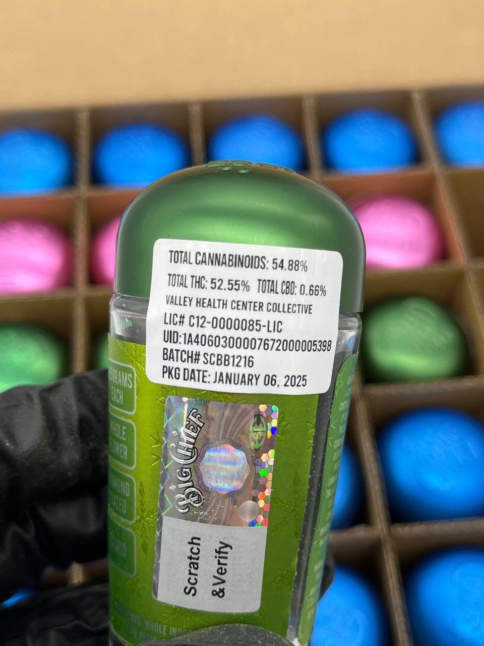 image 107 2 Big Chief Snow Cones Pre Rolls – Infused W/ LIVE RESIN + DIAMONDS (5 preroll per Jar) - Image 4