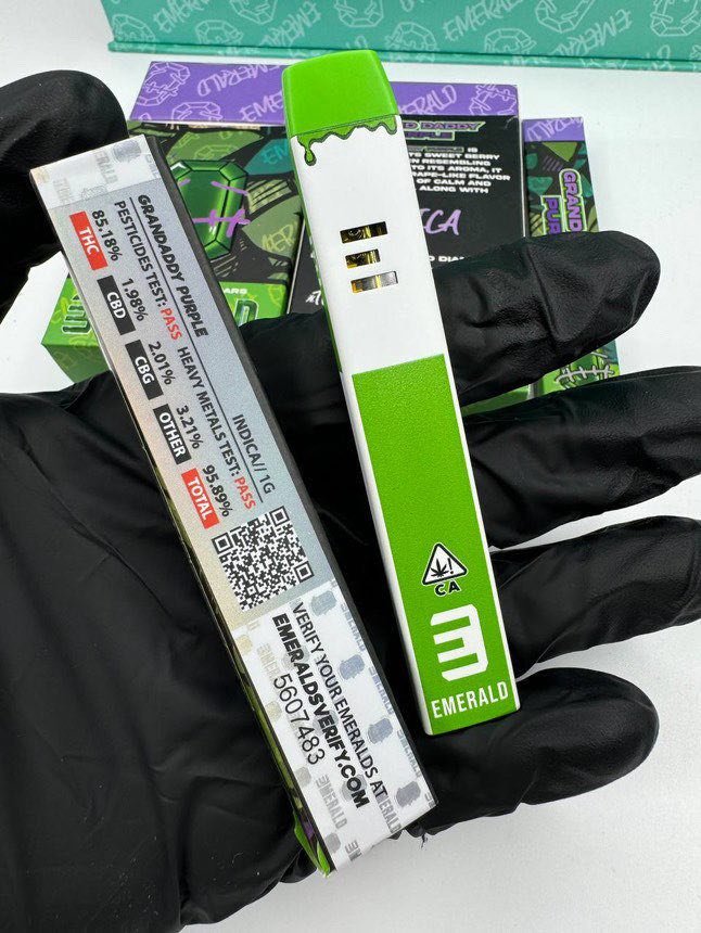 image 1427 1 EMERALD 1G DISPOSABLE – LIVE RESIN + LIQUID DIAMOND - Image 2