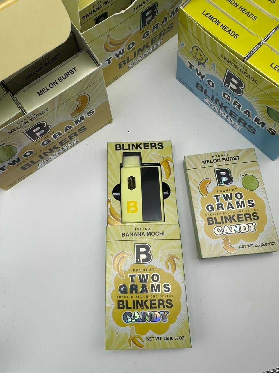 image 1644 1 BLINKERS CANDY 2G DISPOSABLE
