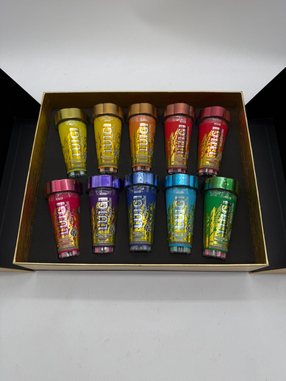 image 2376 1 LUIGI INFUSED FATTONE – SERIES 1 – GUMMY EDIBLES INCLUDED - Image 4