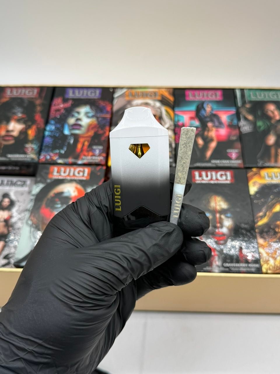 image 2444 1 LUIGI V6 2G DISPOSABLE W/ PRE ROLL – LIVE RESIN LIQUID DIAMOND - Image 5