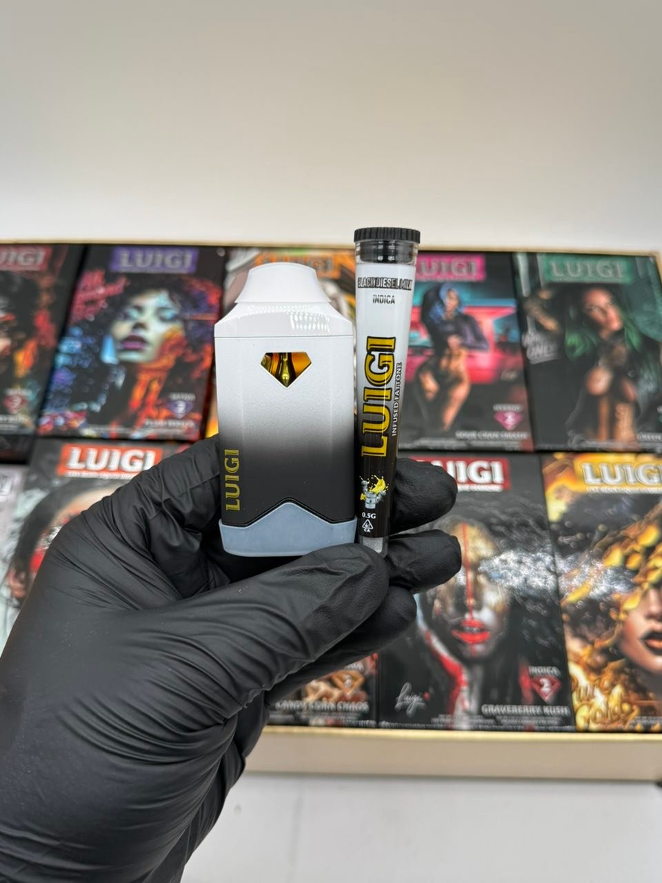 image 2448 1 LUIGI V6 2G DISPOSABLE W/ PRE ROLL – LIVE RESIN LIQUID DIAMOND - Image 3