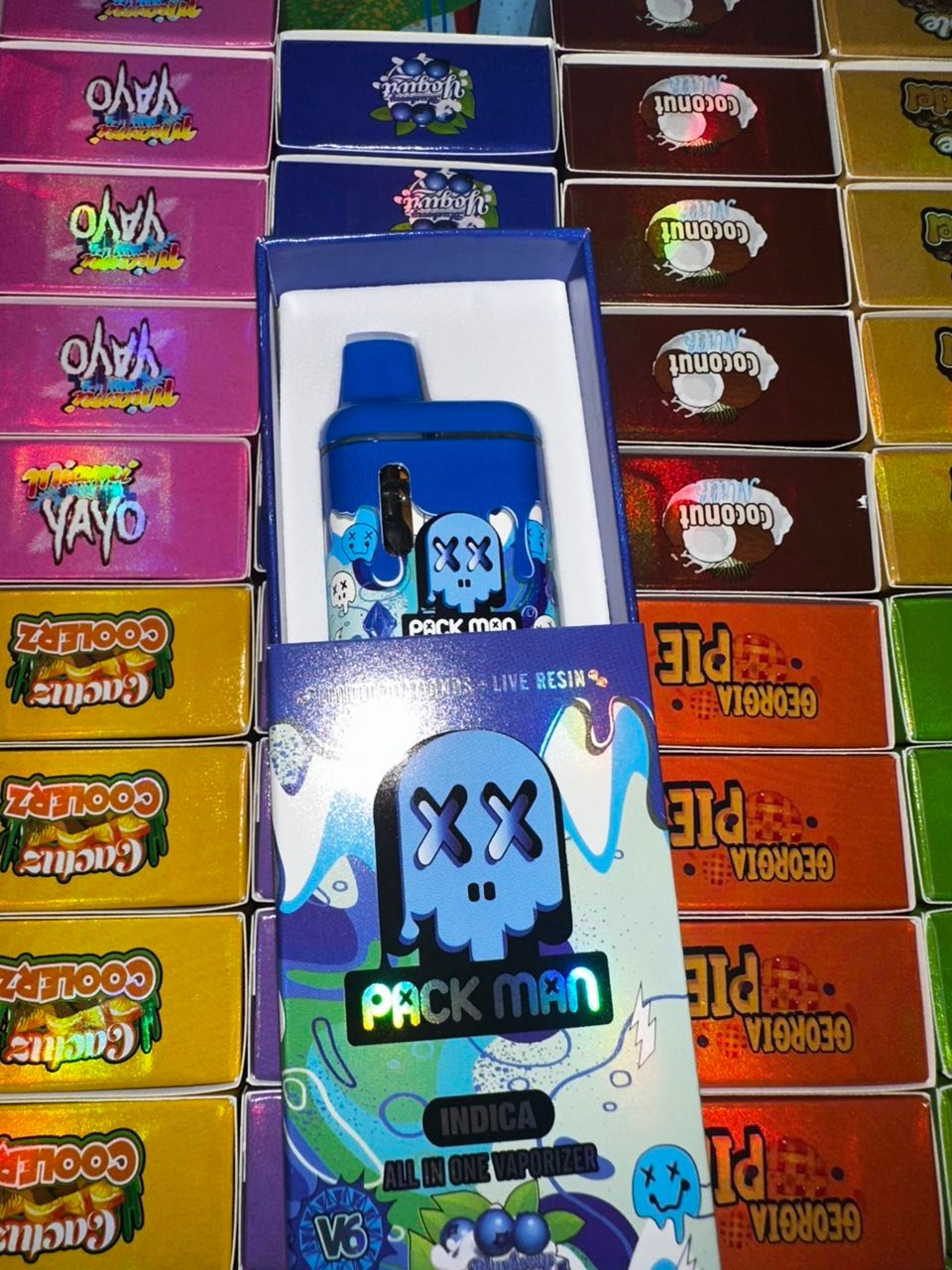 image 481 1 V6 PACKMAN 2G DISPOSABLE – LIQUID DIAMONDS + LIVE RESIN