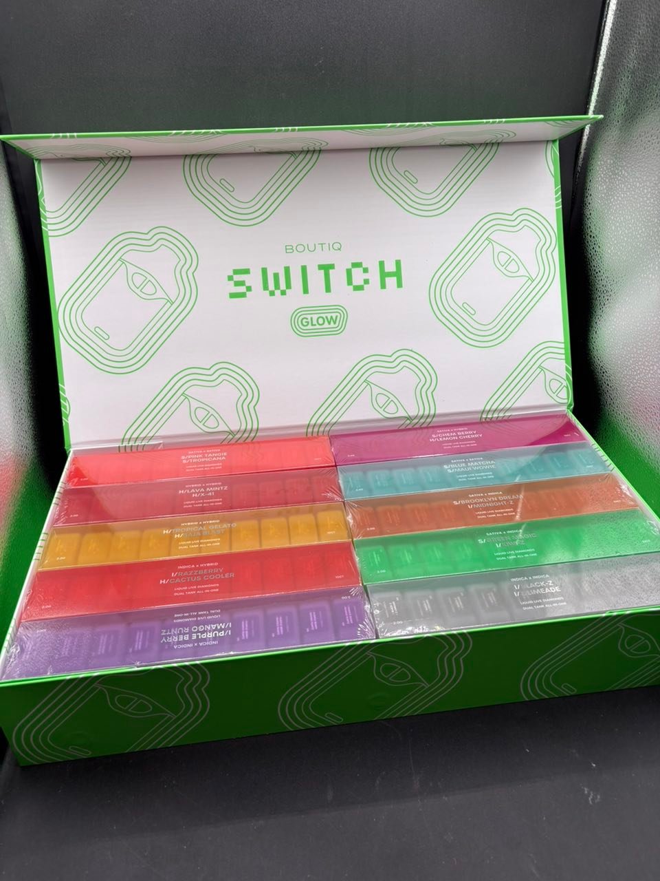 image 884 1 BOUTIQ SWITCH GLOW V4 DISPOSABLE 2G – LIQUID LIVE DIAMONDS - Image 3